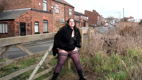 Bbw Uk Flasher